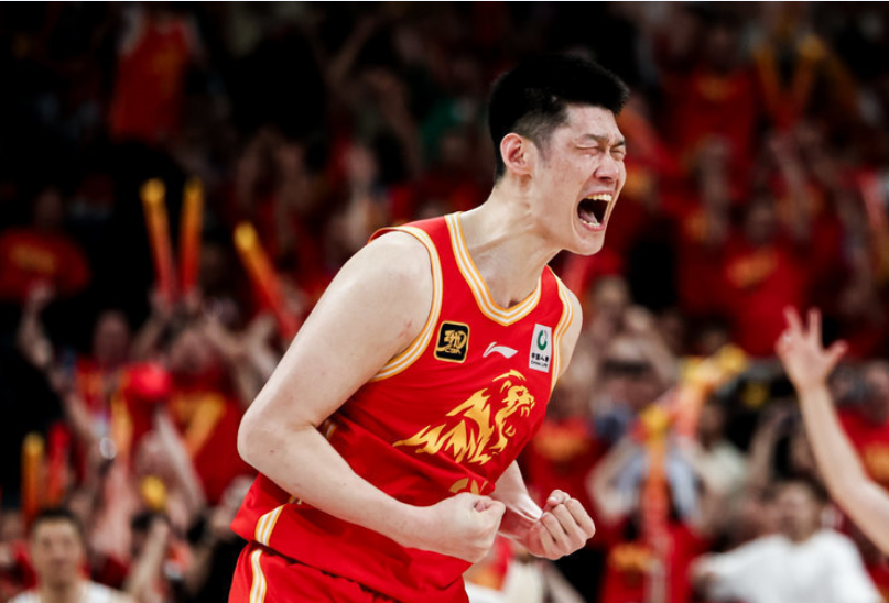 华体会体育登录入口-CBA官宣常规赛8大奖候选：胡金秋领衔MVP 徐昕领衔最具进步奖